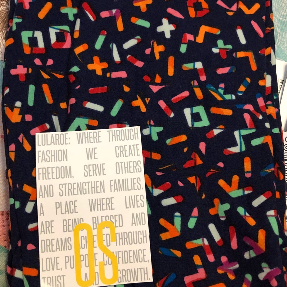 LuLa Roe One Size Leggings